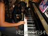 kardashians0220_4.JPG